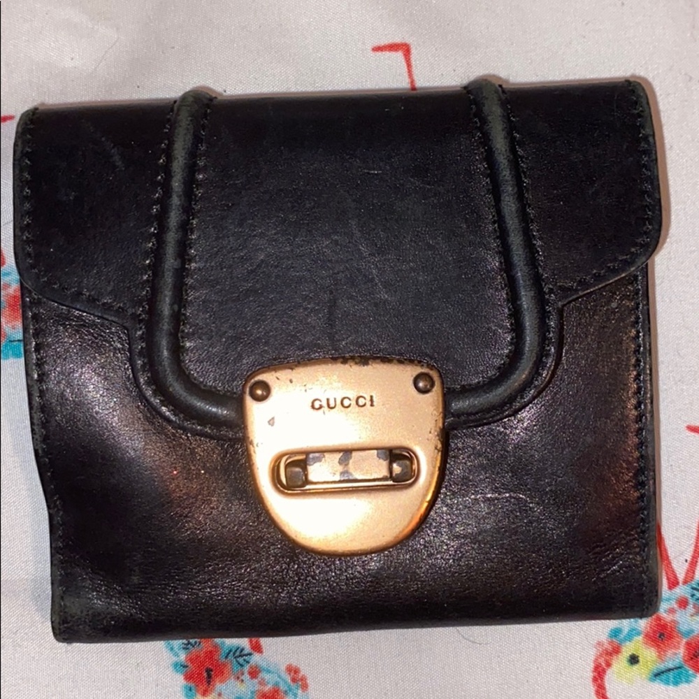 VINTAGE GUCCI WALLET